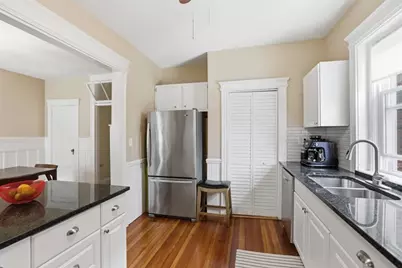1896 Beacon St #3, Brookline, MA 02445 - Photo 16