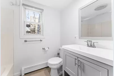 224 W 6th St #1, Boston, MA 02127 - Photo 10