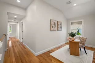 17 Vernon St, Newton, MA 02458 - Photo 12