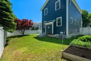17 Vernon St, Newton, MA 02458 - Photo 28