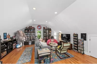 456 Chestnut St, Needham, MA 02492 - Photo 32