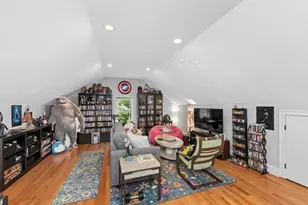 456 Chestnut St, Needham, MA 02492 - Photo 32