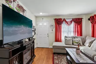 24 Harris St, Peabody, MA 01960 - Photo 8