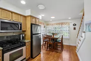 24 Harris St, Peabody, MA 01960 - Photo 16
