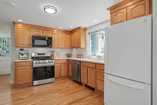 11 Walnut St, Belmont, MA 02478 - Photo 10