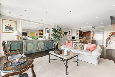 40 Battery St #306, Boston, MA 02109 - Photo 8