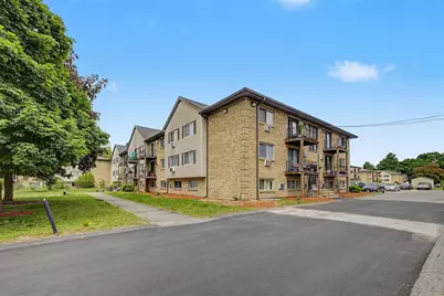 351 Pawtucket Blvd #7, Lowell, MA 01854 - Photo 1