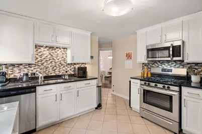 141 South St #1, Boston, MA 02130 - Photo 6