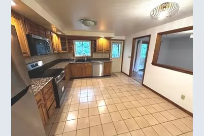 124 Hampton Rd #-, Sharon, MA 02067 - Photo 8