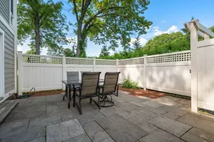 11 Oak St, Wellesley, MA 02482 - Photo 20