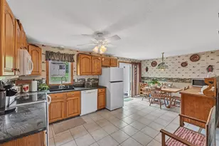 101 Longhill Dr, Leominster, MA 01453 - Photo 6