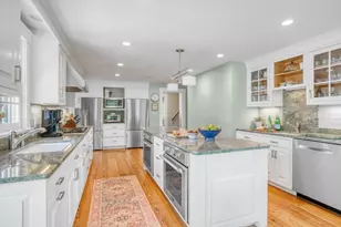 31 Lamberts Cove Rd, Tisbury, MA 02568 - Photo 10
