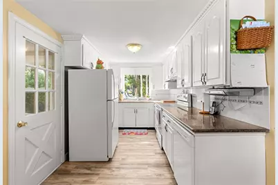 15 Barnes Circle, Salem, MA 01970 - Photo 6