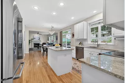 23 Palomino Dr, North Andover, MA 01845 - Photo 10