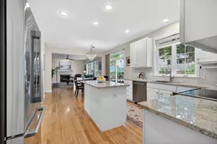 23 Palomino Dr, North Andover, MA 01845 - Photo 10