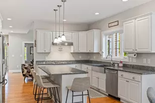 42 Slocumb Ln, Marlborough, MA 01752 - Photo 6