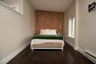 35 Swallow St #3, Boston, MA 02127 - Photo 4
