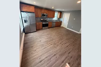 6 Hampden Pl, Lynn, MA 01902 - Photo 2