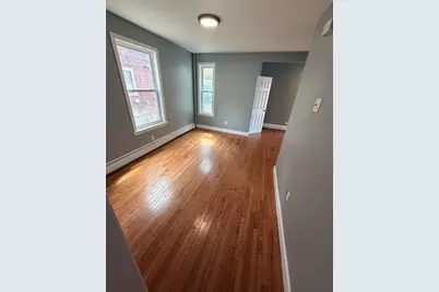 6 Hampden Pl, Lynn, MA 01902 - Photo 8