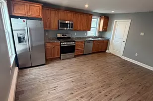 6 Hampden Pl, Lynn, MA 01902 - Photo 10