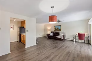 68 Maint St, Stoneham, MA 02180 - Photo 6