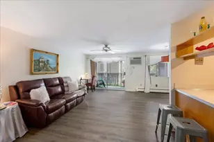 68 Maint St, Stoneham, MA 02180 - Photo 2