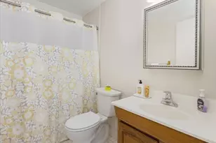 68 Maint St, Stoneham, MA 02180 - Photo 16