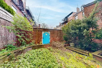 37 Mt Vernon St #1, Boston, MA 02108 - Photo 1