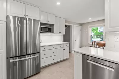 48 Spring Street, Wakefield, MA 01880 - Photo 10