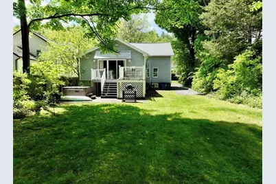 42 Water St, Northampton, MA 01053 - Photo 4