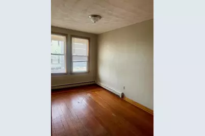 68 Maverick St, Chelsea, MA 02150 - Photo 8