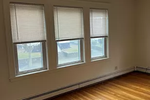 19 Melbourne Ave, Newton, MA 02460 - Photo 2