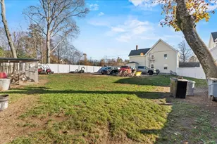 229 Tremont St, Taunton, MA 02780 - Photo 32