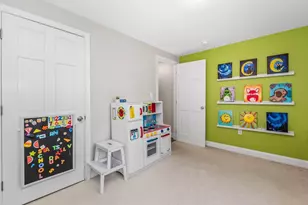 33 Overlook Ave, Dedham, MA 02026 - Photo 20