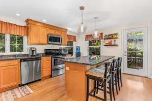 33 Overlook Ave, Dedham, MA 02026 - Photo 6