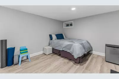 33 Overlook Ave, Dedham, MA 02026 - Photo 30