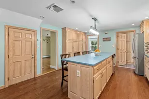 261 School St, Groveland, MA 01834 - Photo 6