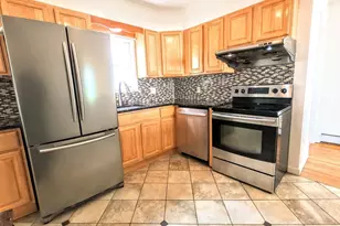 45 5 Aborn St, Peabody, MA 01960 - Photo 4