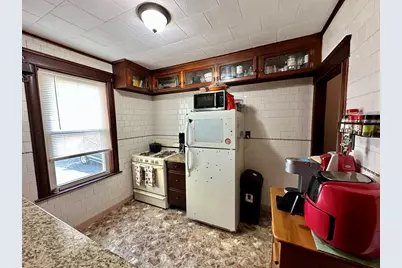 150 Crawford St, Fall River, MA 02724 - Photo 12