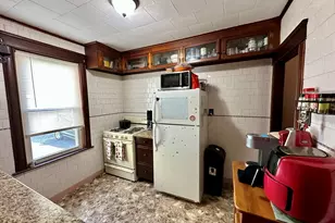 150 Crawford St, Fall River, MA 02724 - Photo 12