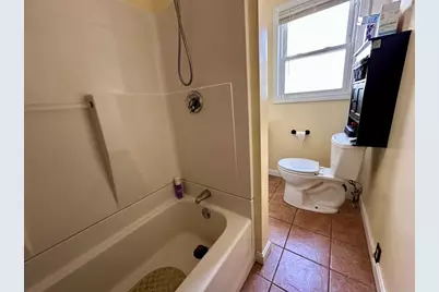 150 Crawford St, Fall River, MA 02724 - Photo 20