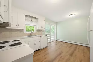 18A Ascension St, Blackstone, MA 01504 - Photo 8