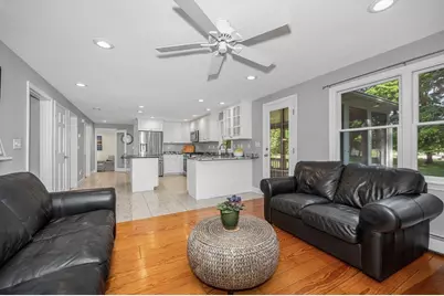 84 Robin Hill Rd, Chelmsford, MA 01824 - Photo 12