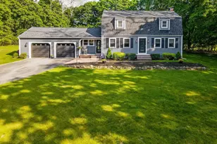 84 Robin Hill Rd, Chelmsford, MA 01824 - Photo 1