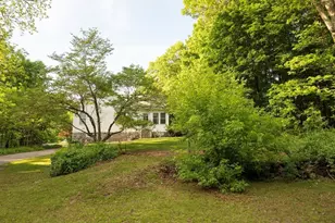 25 Milford St, Medway, MA 02053 - Photo 28