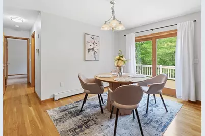 28 Lincoln St, Hopkinton, MA 01748 - Photo 8