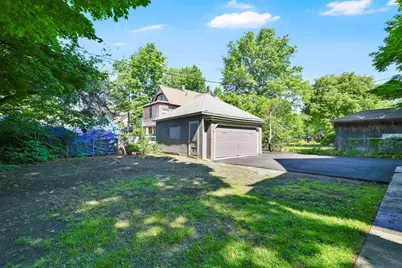 288 Saint James Ave, Springfield, MA 01109 - Photo 40