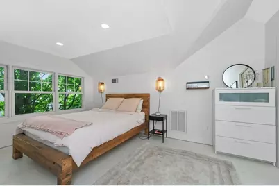 105-107 Adena Rd #105, Newton, MA 02465 - Photo 18