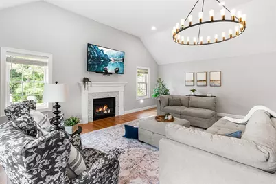 27A Devonshire Dr, Billerica, MA 01821 - Photo 4