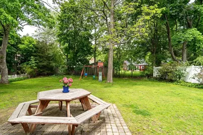 7 Oakridge Ave, Natick, MA 01760 - Photo 24